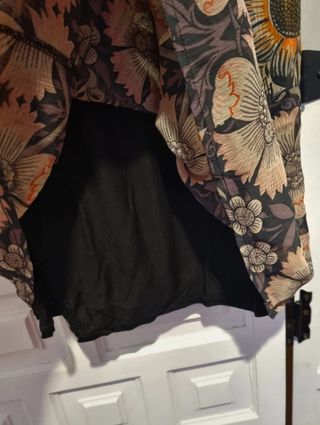 Vestido con piedras Desigual