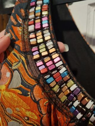 Vestido con piedras Desigual
