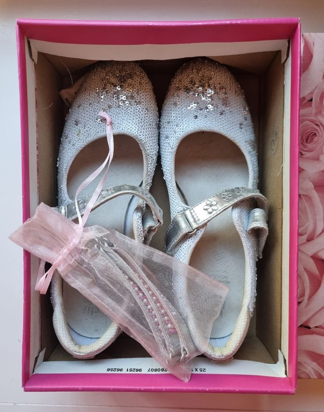 Zapatillas Lelli kelly de tacón año 2007 de segunda mano por 22