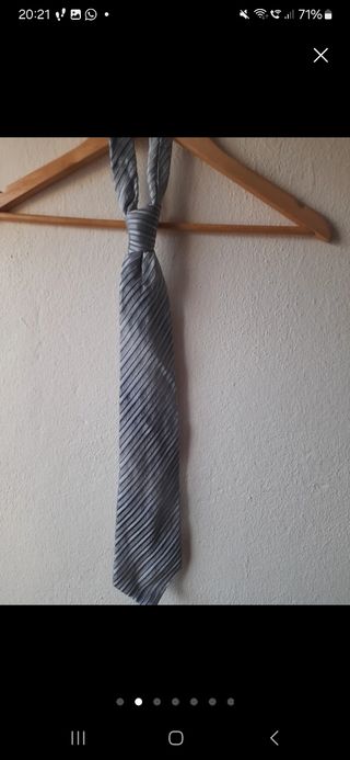 Lote Corbatas, 20 euros.