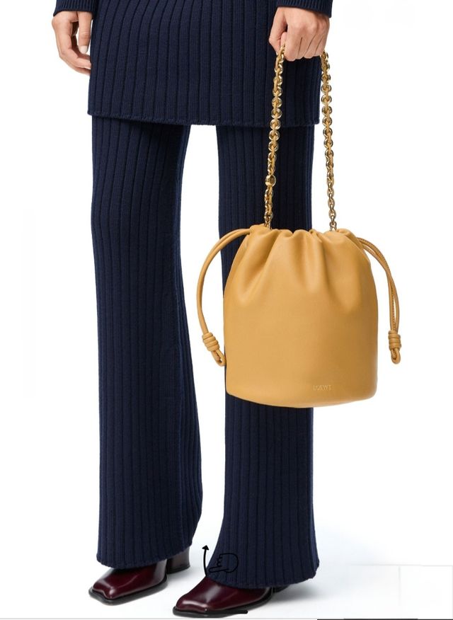 Bolso LOEWE Flamenco Purse Bucket Sahara