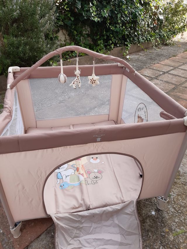 Cochecito, Parque infantil 