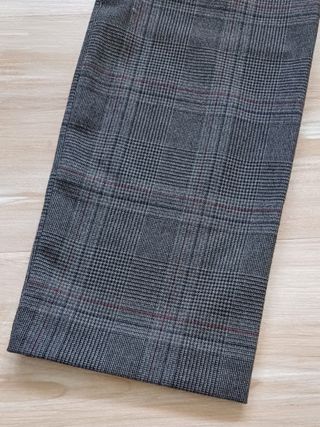 Pantalón de cuadros (mujer)