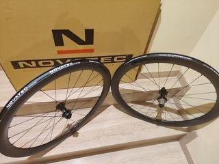 Ruedas bicicleta carretera NOVATEC CARBON R5 DISC