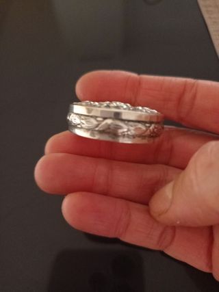Cajita de plata labrada