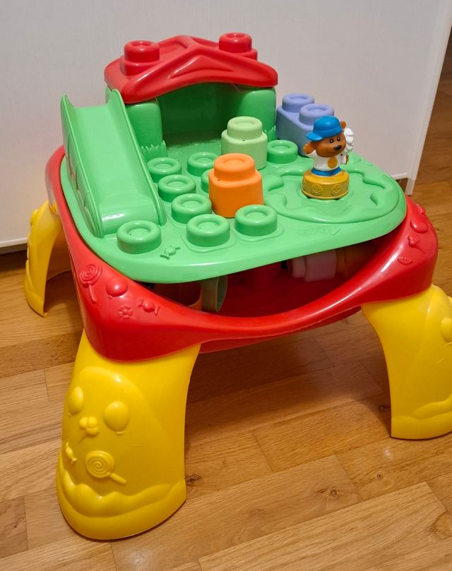 Soft Clemmy tavolo parco giochi