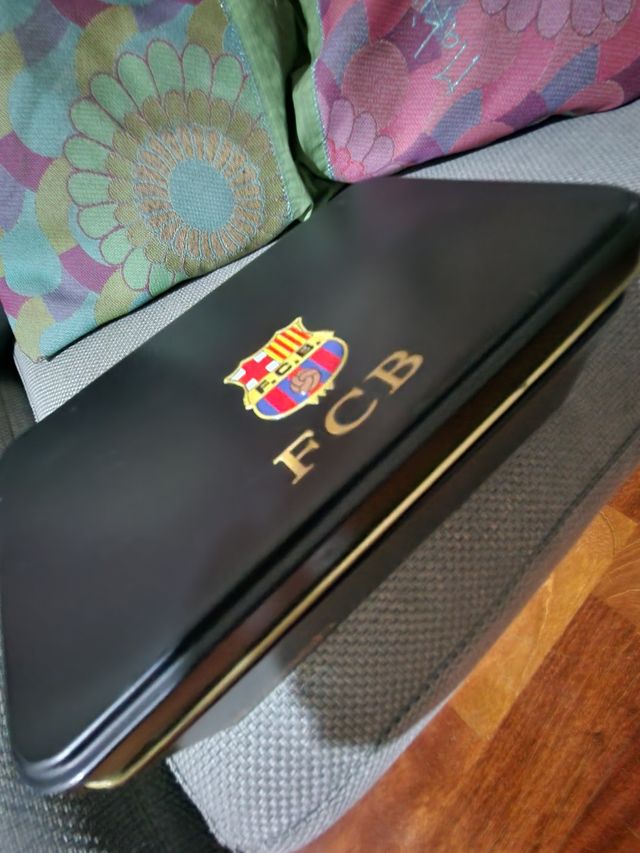 Caja de metal pañuelos Guasch del Barça