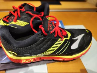  Zapatillas nuevas Cross,running,trail.