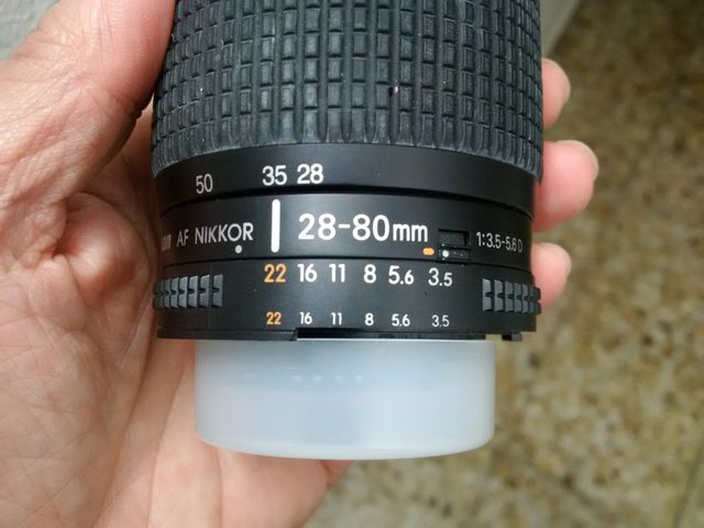 Objetivo NIKON 28-80