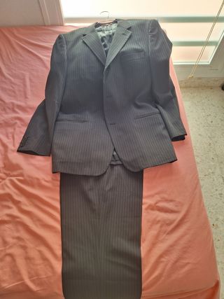 TRAJE AL COMPLETO DEL ZARA 
