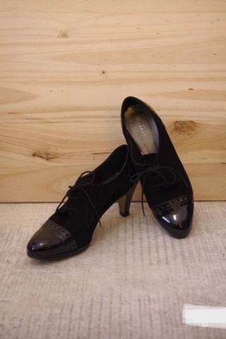 Zapatos de tacón estilo oxford