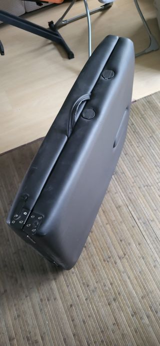 Mesa portátil para masaje.