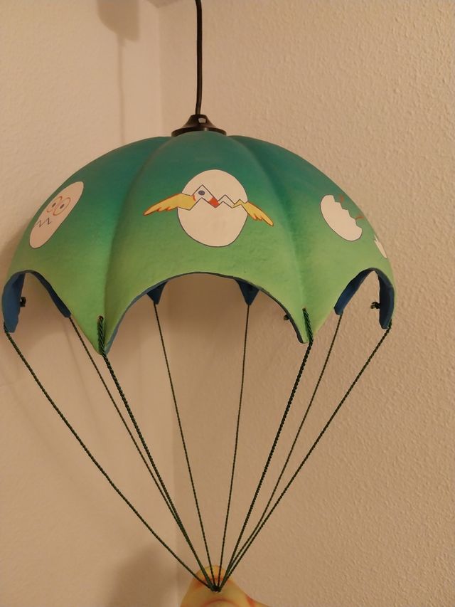 Lampara Pollo en Paracaidas