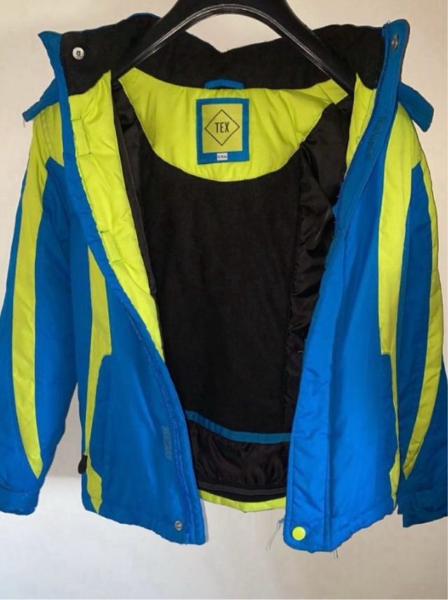 Abrigo de nieve de niño