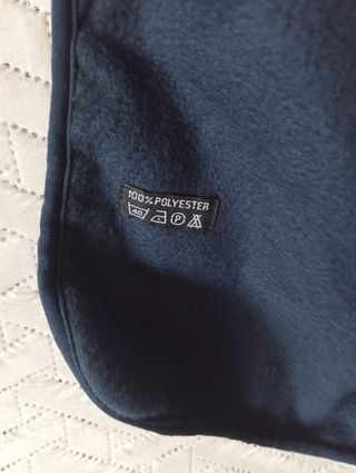 Bufanda unisex con bolsillos con cierre