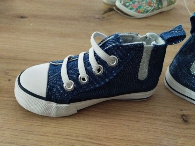 Zapatillas niña Primark sin estrenar