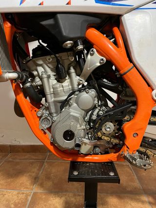 KTM 250 SX-F 2022