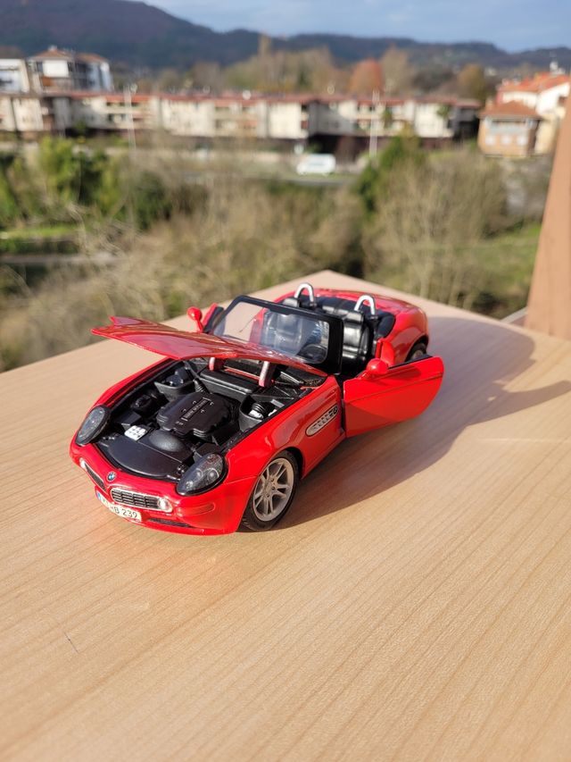 BMW Z8 escala 1/24