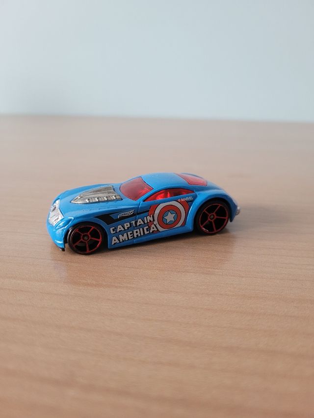 Hot wheels capitán América