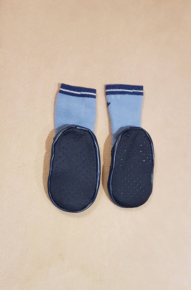 Meias-Pantufas Antiderrapantes tamanho 18-20