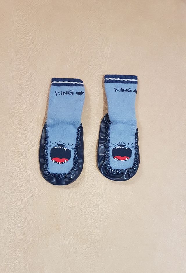 Meias-Pantufas Antiderrapantes tamanho 18-20