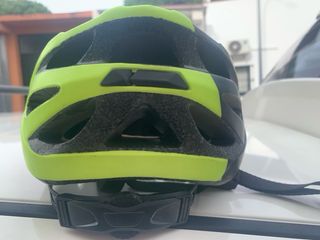 Lote 2 cascos bici, patin, etc