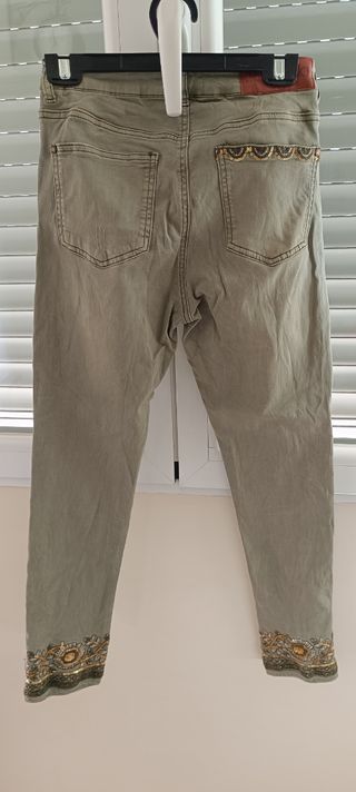 Pantalón desigual mujer 