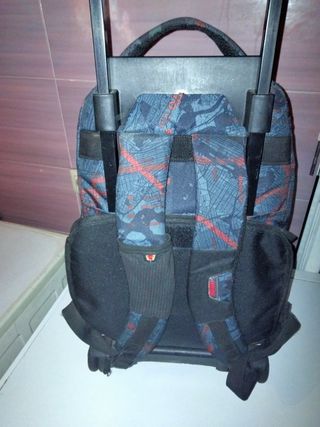mochila escolar totto