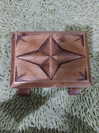 JOYERO DE MADERA TALLADO