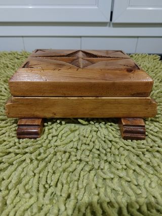JOYERO DE MADERA TALLADO