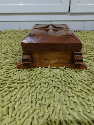 JOYERO DE MADERA TALLADO