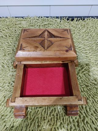 JOYERO DE MADERA TALLADO