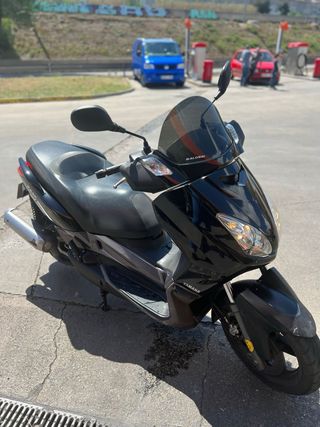 Yamaha xmax 125 2006 leer descripción!! 42.000km
