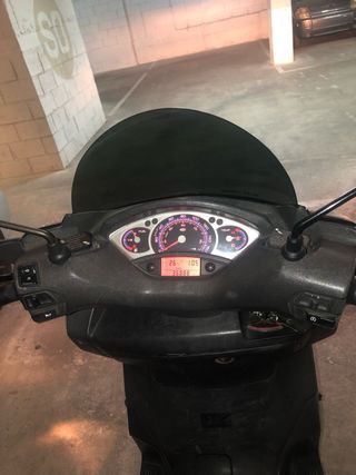 Yamaha xmax 125 2006 leer descripción!! 42.000km