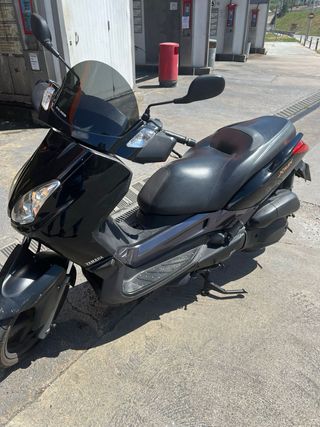 Yamaha xmax 125 2006 leer descripción!! 42.000km