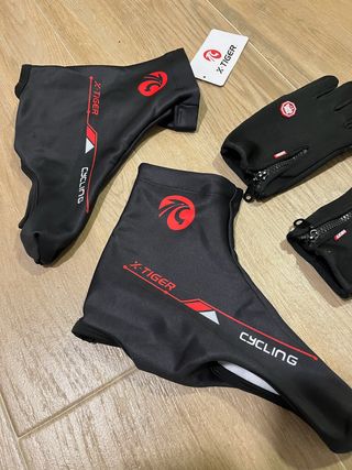 Lote guantes y botines ciclismo