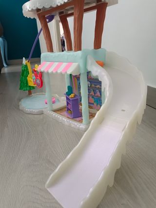 Casa nieve Echantimals + muñeca