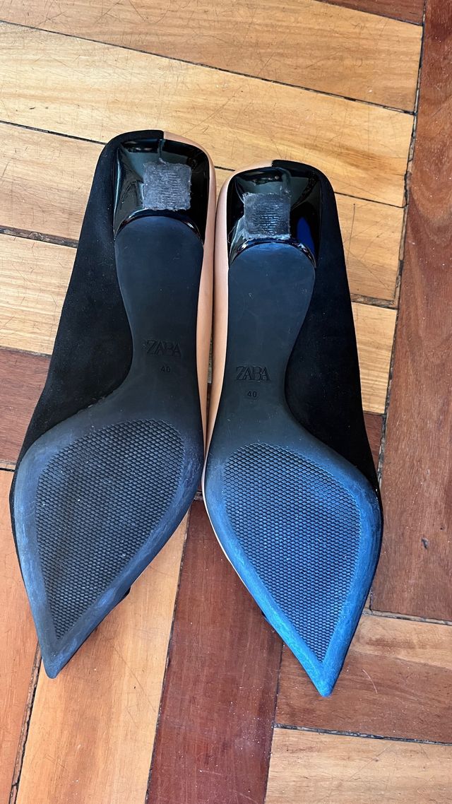 Zapatos salon, beige y negros, tall 40