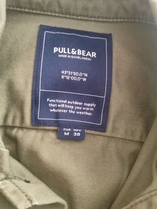 CHAQUETA PULL &BEAR ESTILO MILITAR