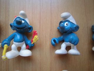 LOTE 13 PITUFOS GOMA PVC PEYO SMURFS