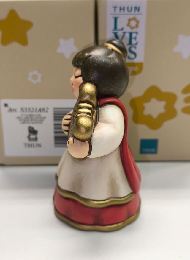 Donna con arpa Gabrielle del Presepe classico Thun