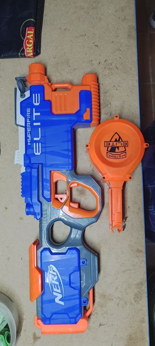 Nerf elite hyperfire