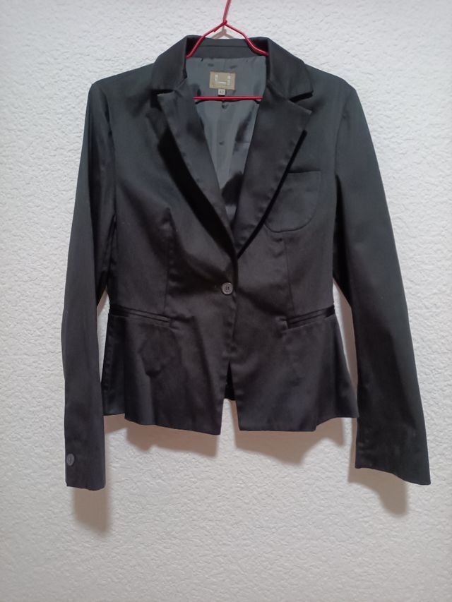 Chaqueta negra Adolfo Domínguez T. 42