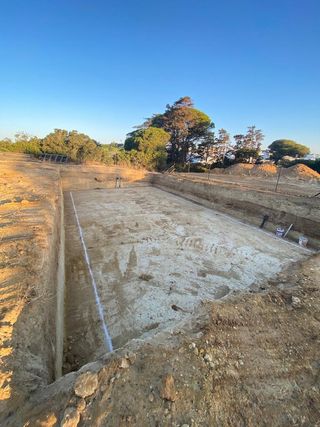 Excavaciones. Piscinas. Fosas. Depositos. CONIL.