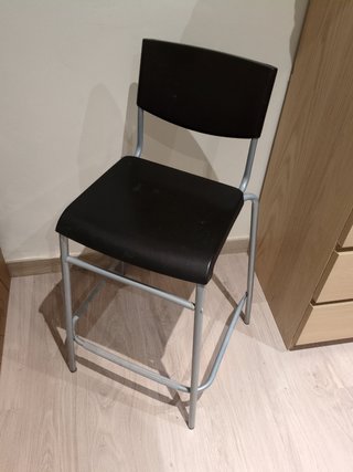 Taburete cocina negro