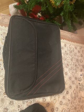 Ordenador portátil LENOVO