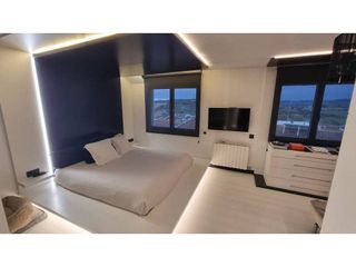 Casa adosada en venta en Roca del Vallès, la