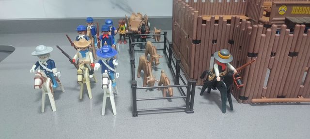 Fuerte Playmobil colección set