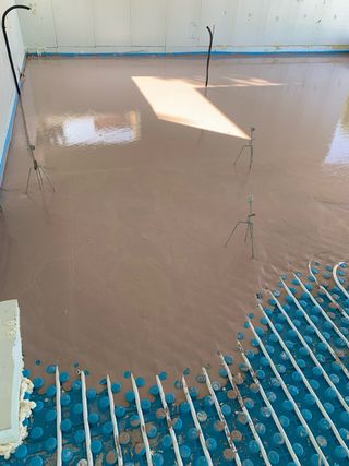 Empresa de mortero autonivelante