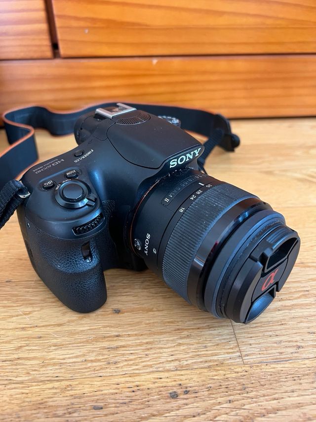 Cámara de fotos sony alfa 58